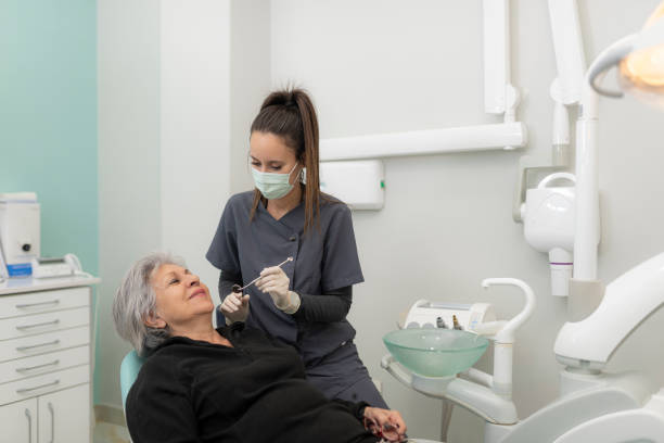 Best Emergency Tooth Extraction  in Louisvle, IL